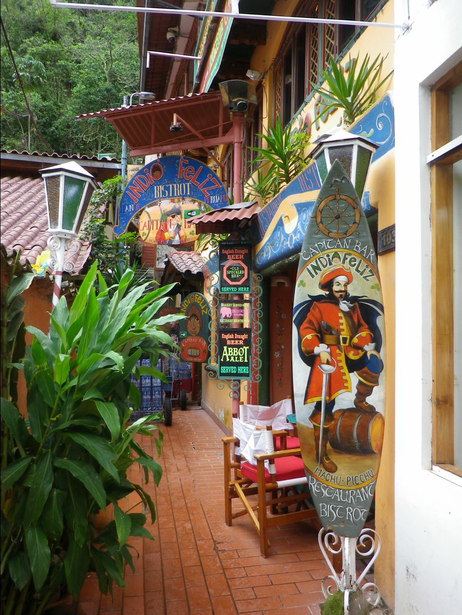 Indio Feliz restaurant01